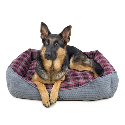 CROCHET SCOTTISH PET BED