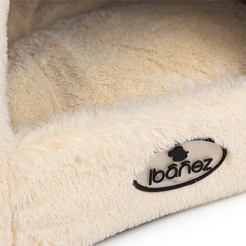 COSY CAVE BED