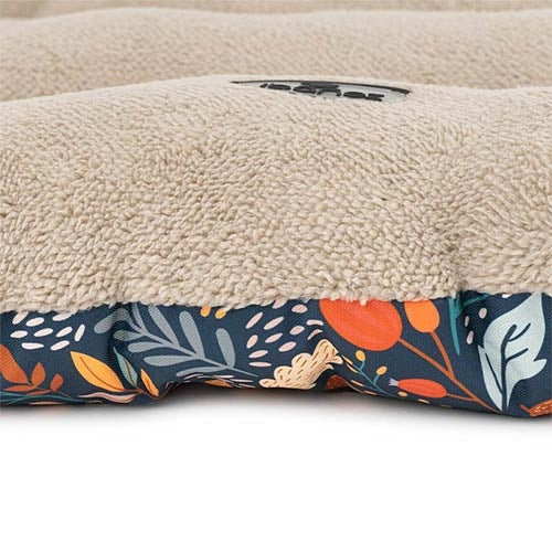 LEAF PET CUSHION